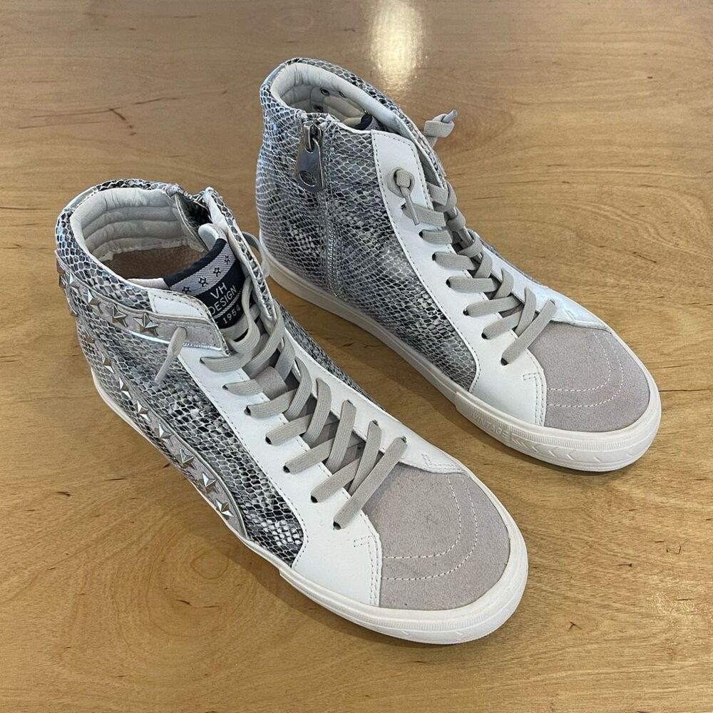 Vintage Havana White and Gray Snake-Print High-Top Sneakers 8.5